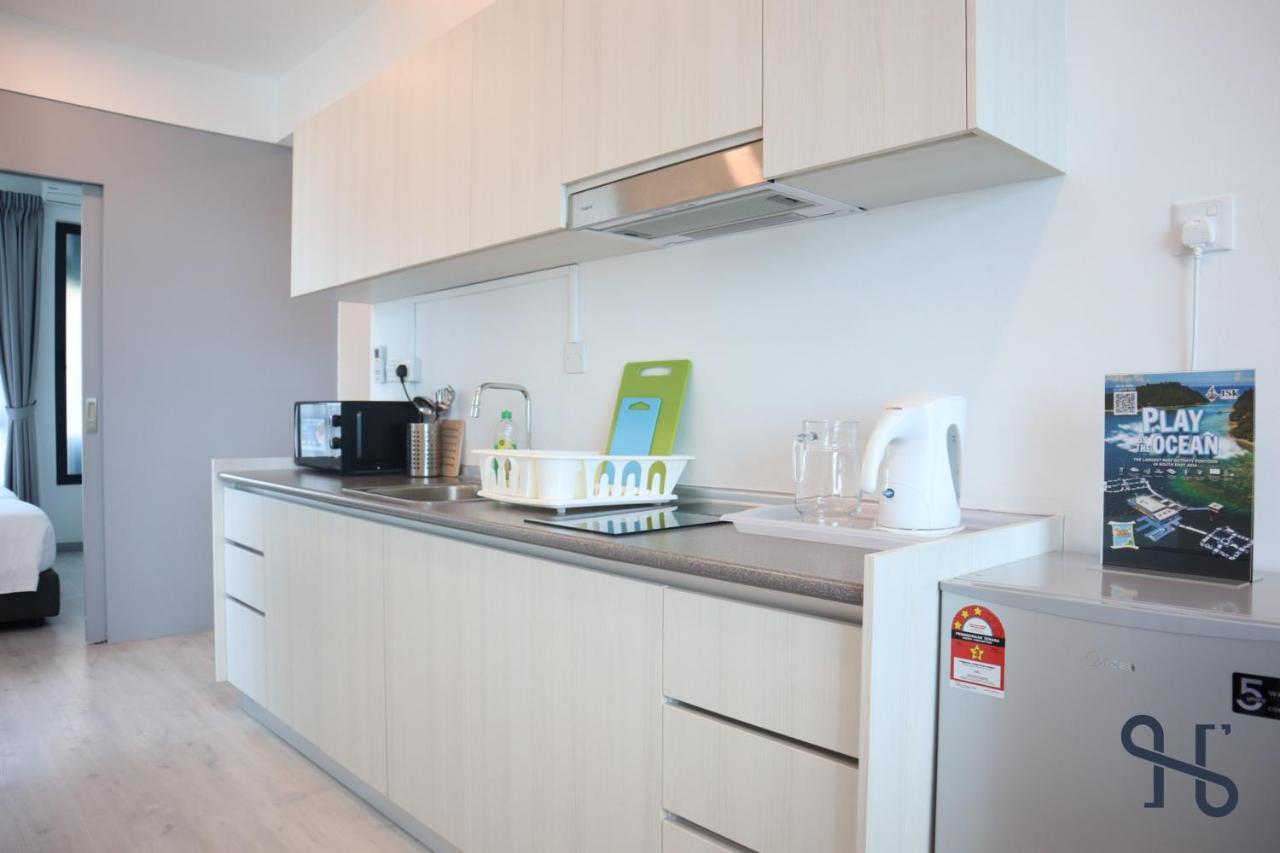 Homesuite' Home At Jesselton Quay Kota Kinabalu Exterior photo